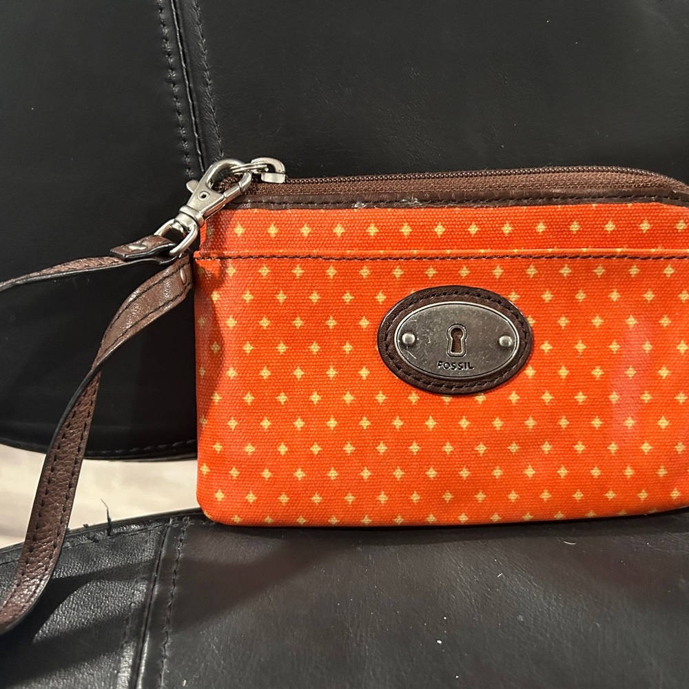 Fossil Orange Wristlet with Brown Trim and Keyhole Plaque
